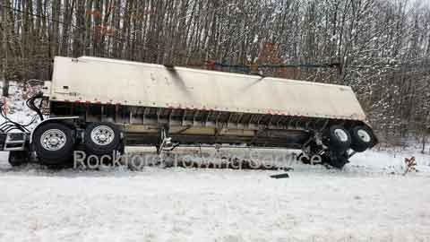 Heavy Duty Truck Recovery Rockford MI